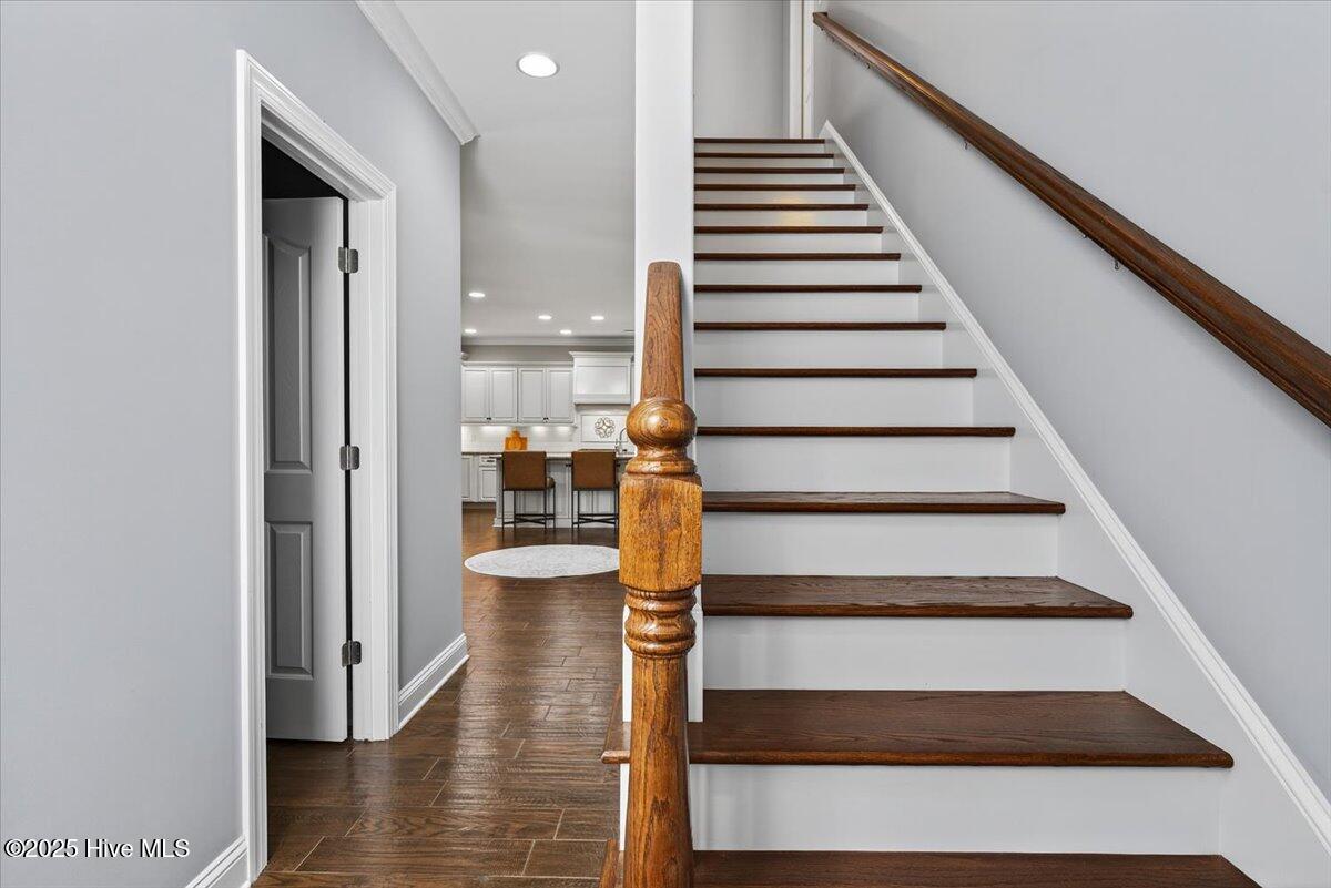 208 Brookwood Park Court