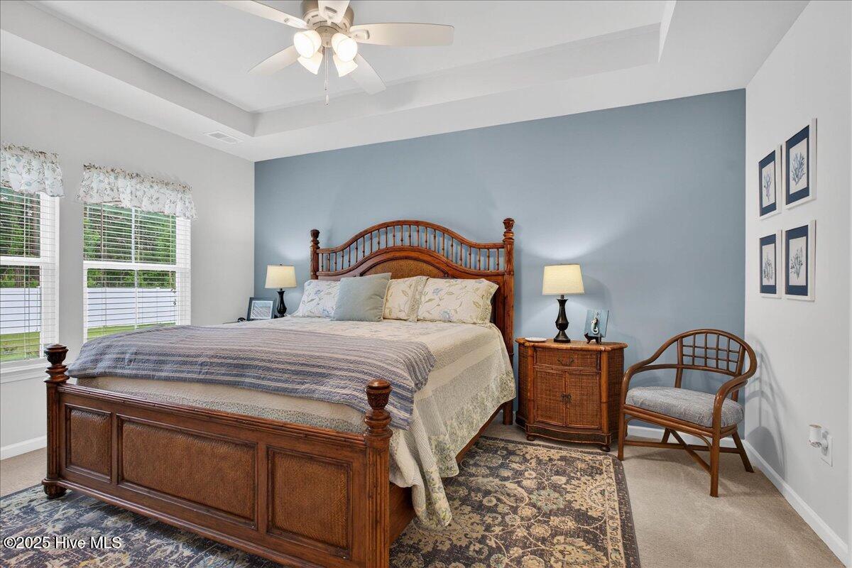 1673 White Starfish Court