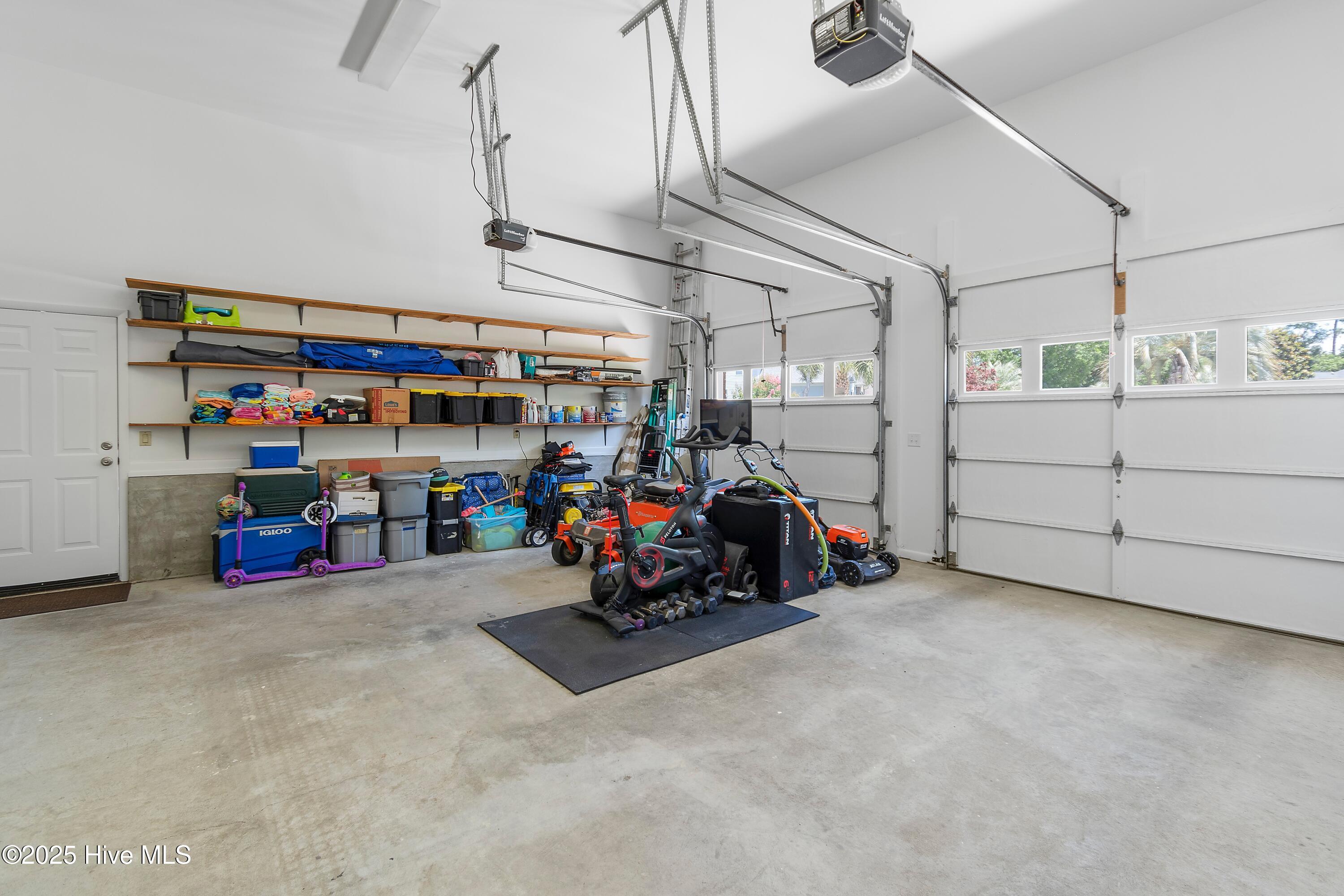 188 Edgewater Circle