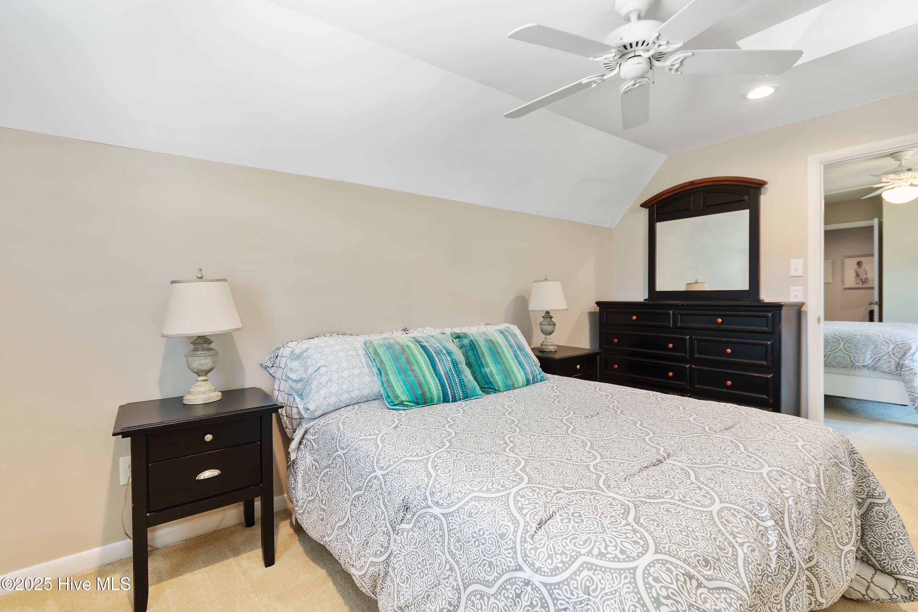 188 Edgewater Circle