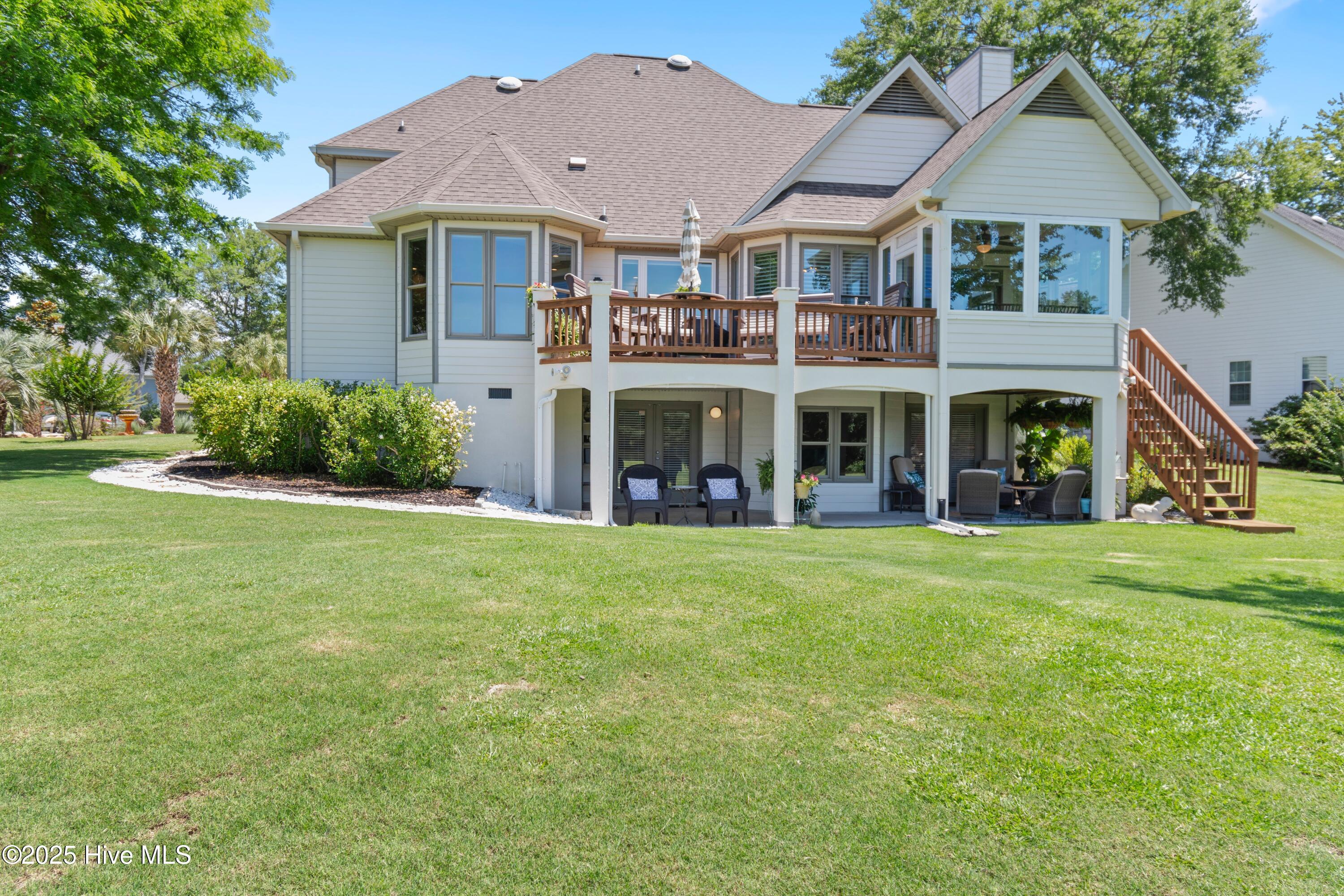 188 Edgewater Circle
