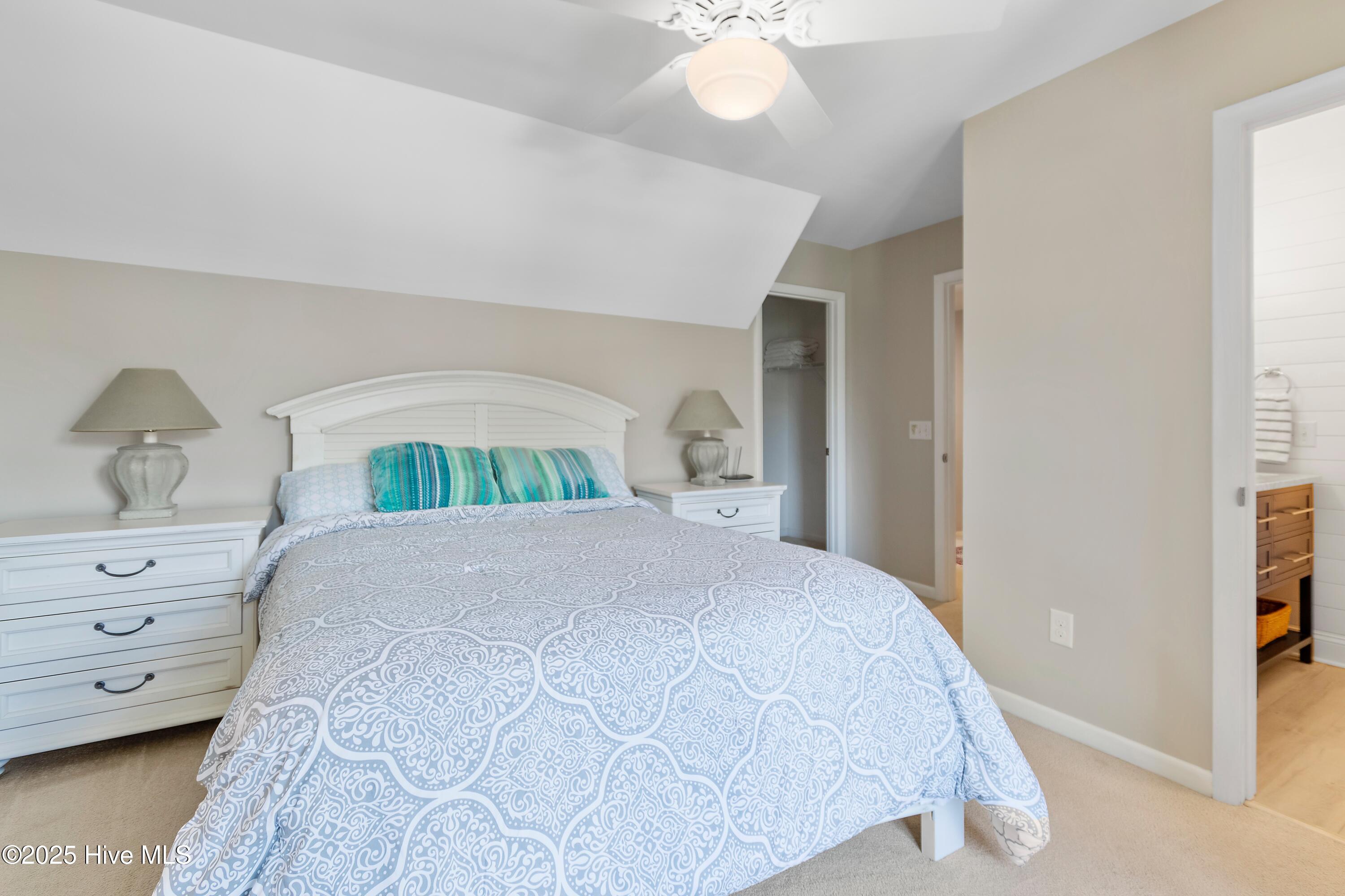 188 Edgewater Circle