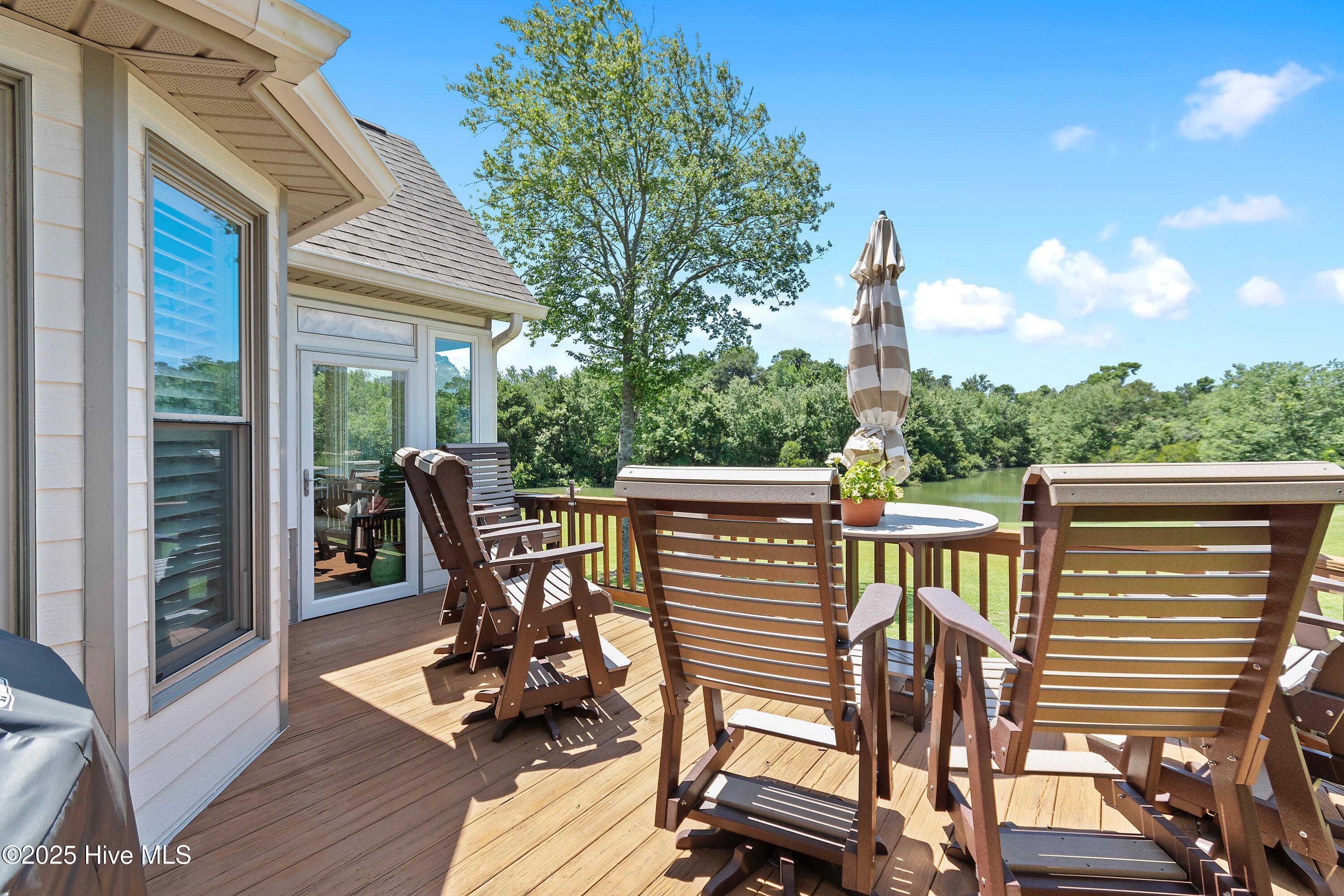 188 Edgewater Circle