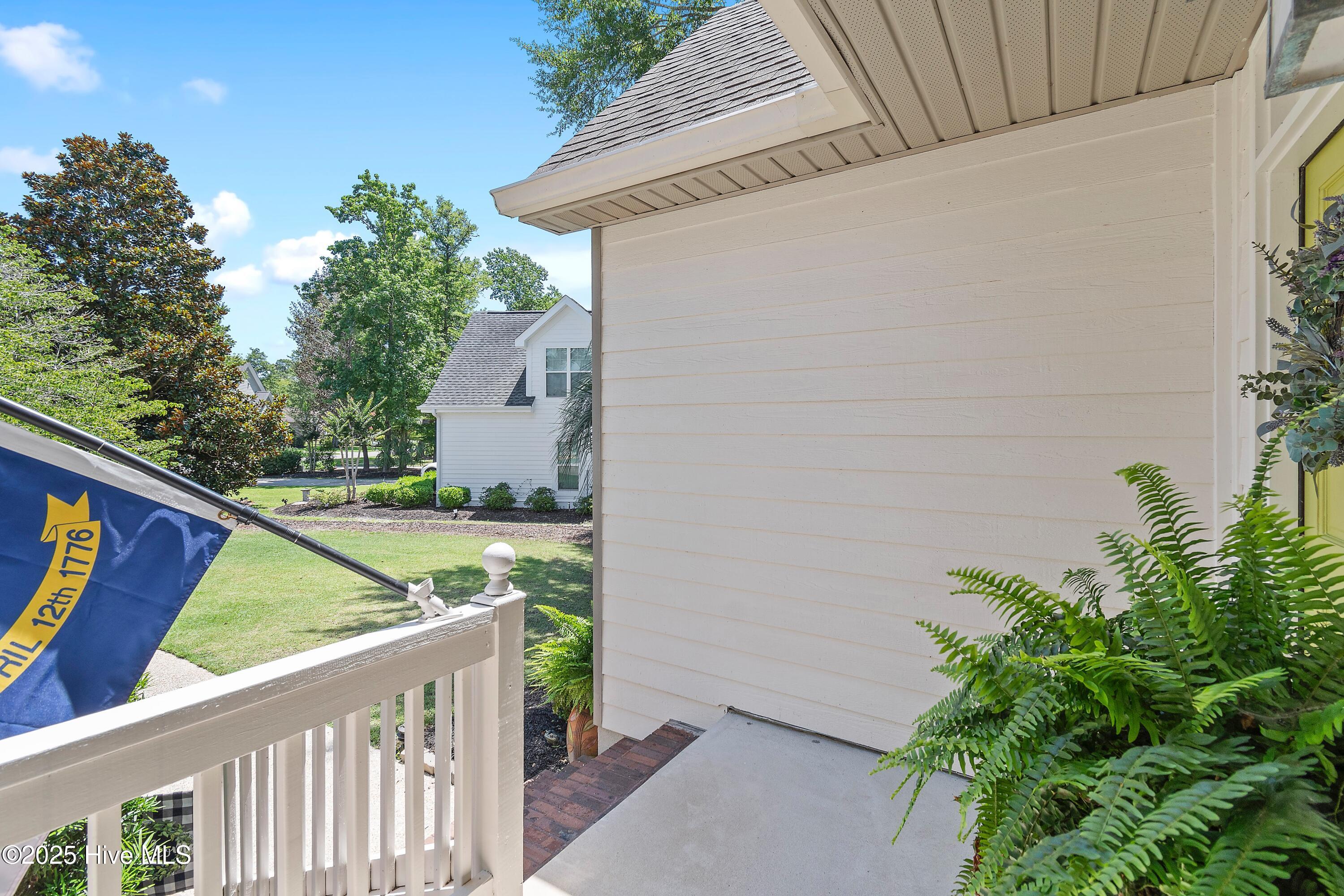 188 Edgewater Circle