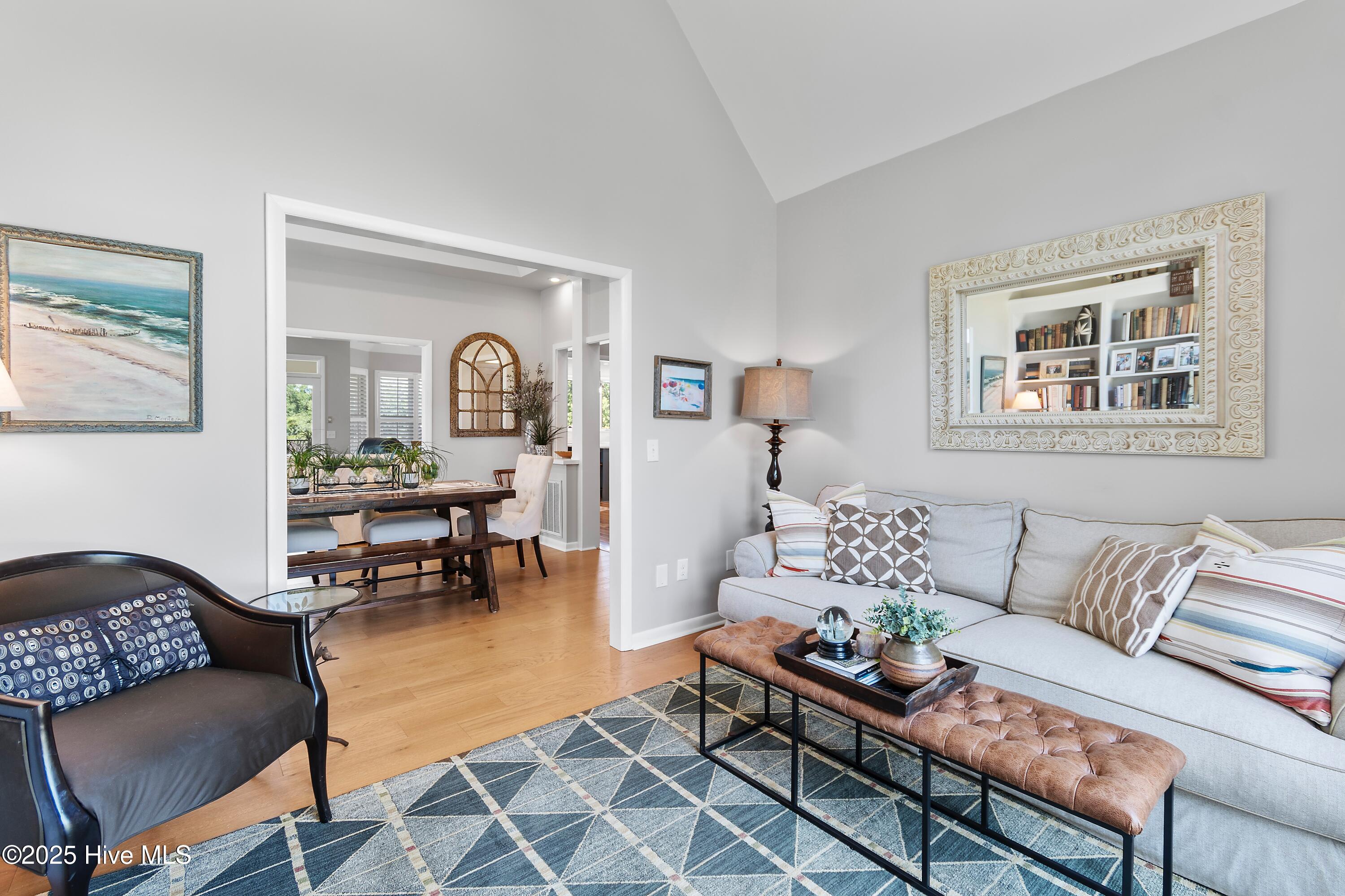 188 Edgewater Circle