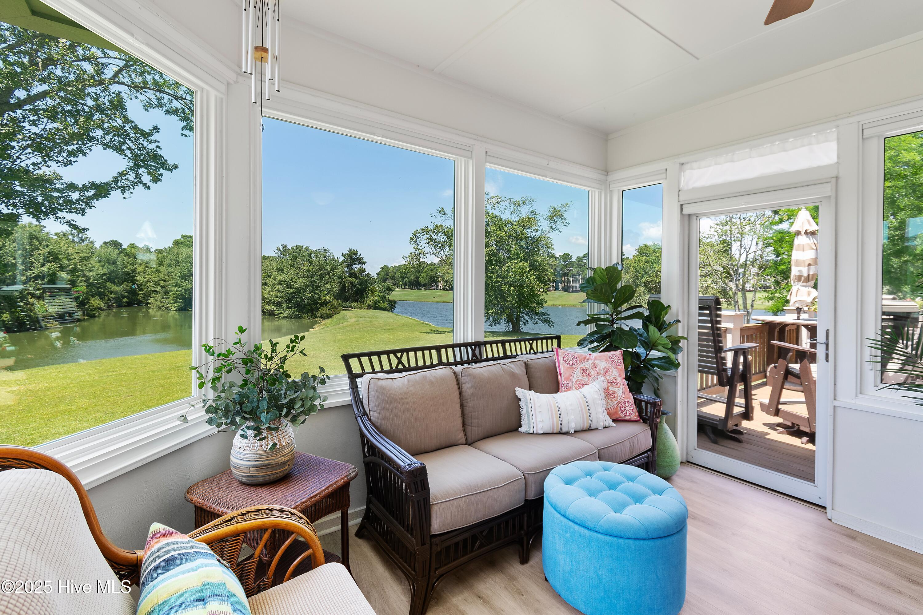 188 Edgewater Circle