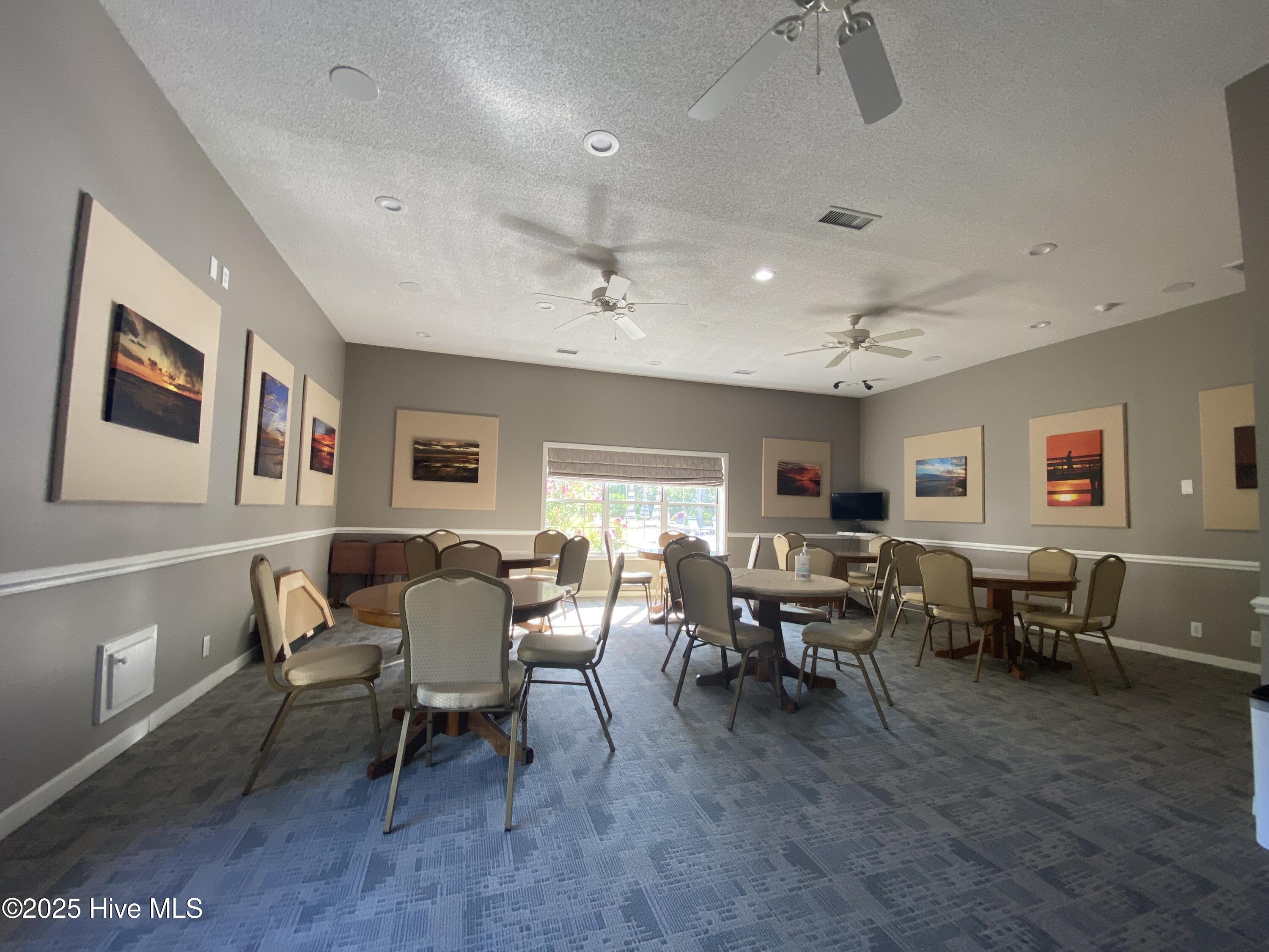 188 Edgewater Circle