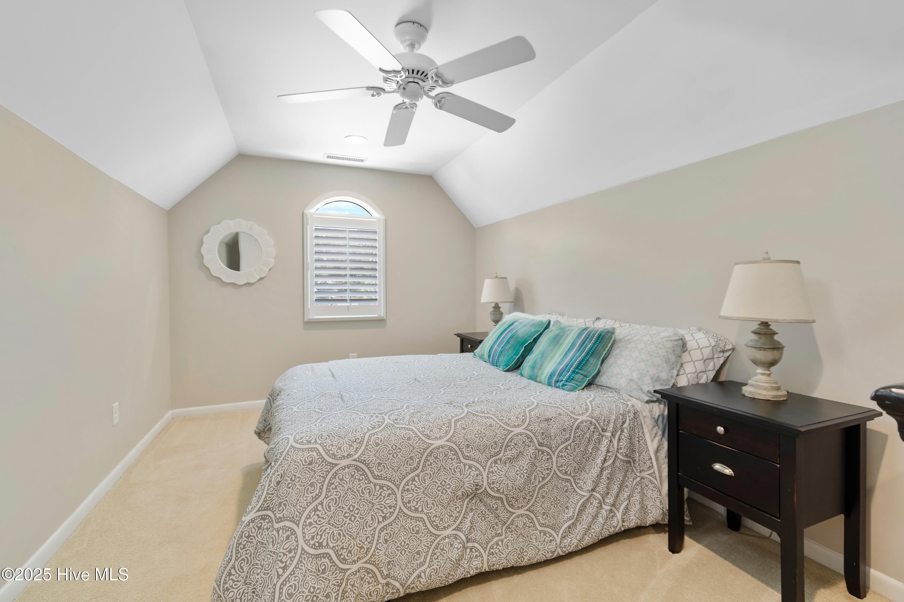 188 Edgewater Circle