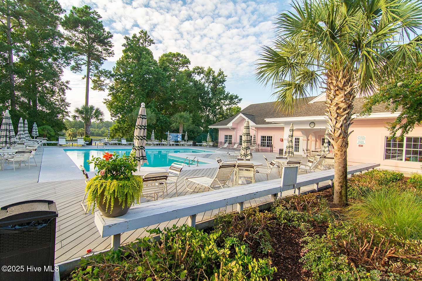 188 Edgewater Circle