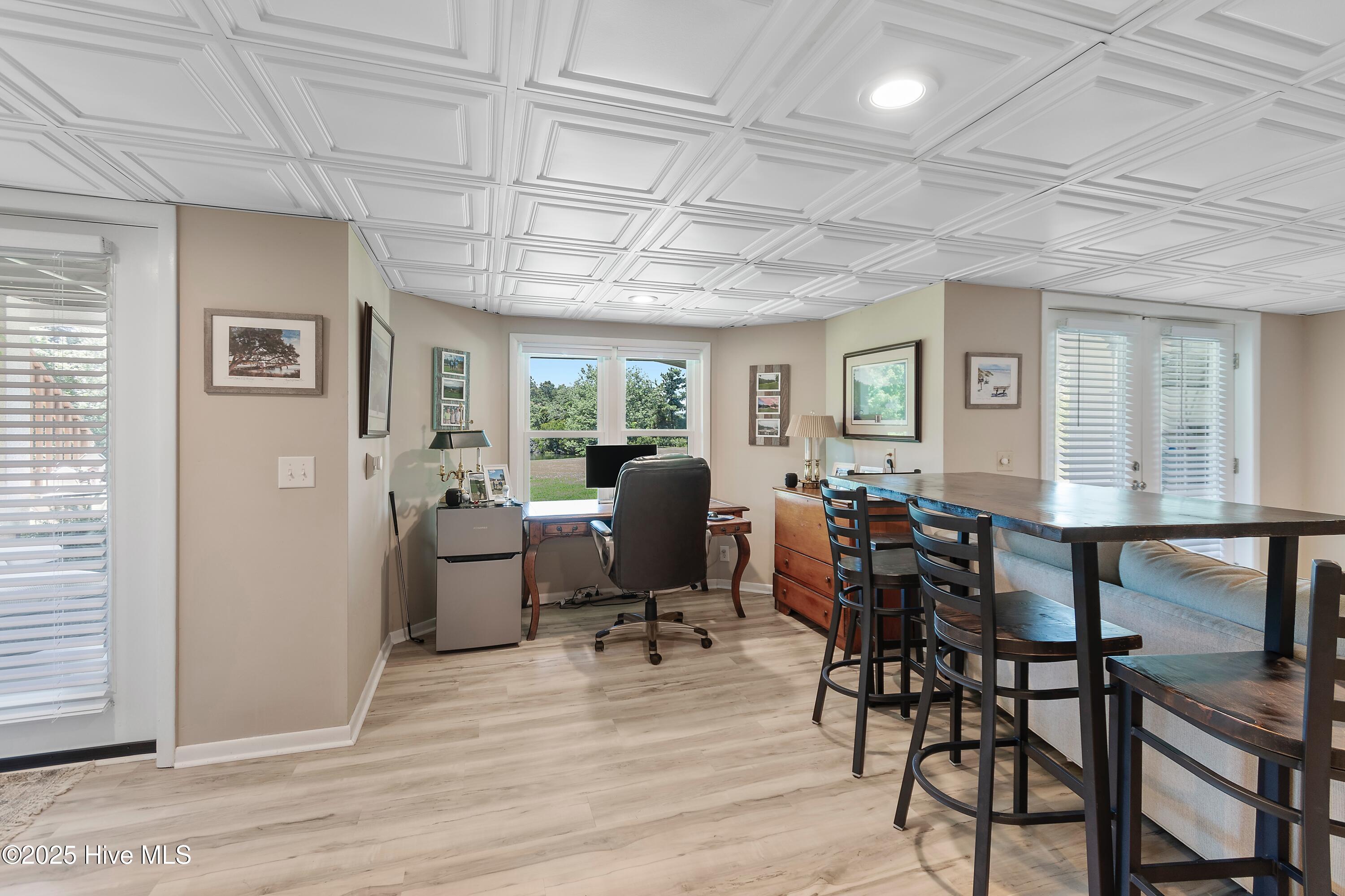 188 Edgewater Circle