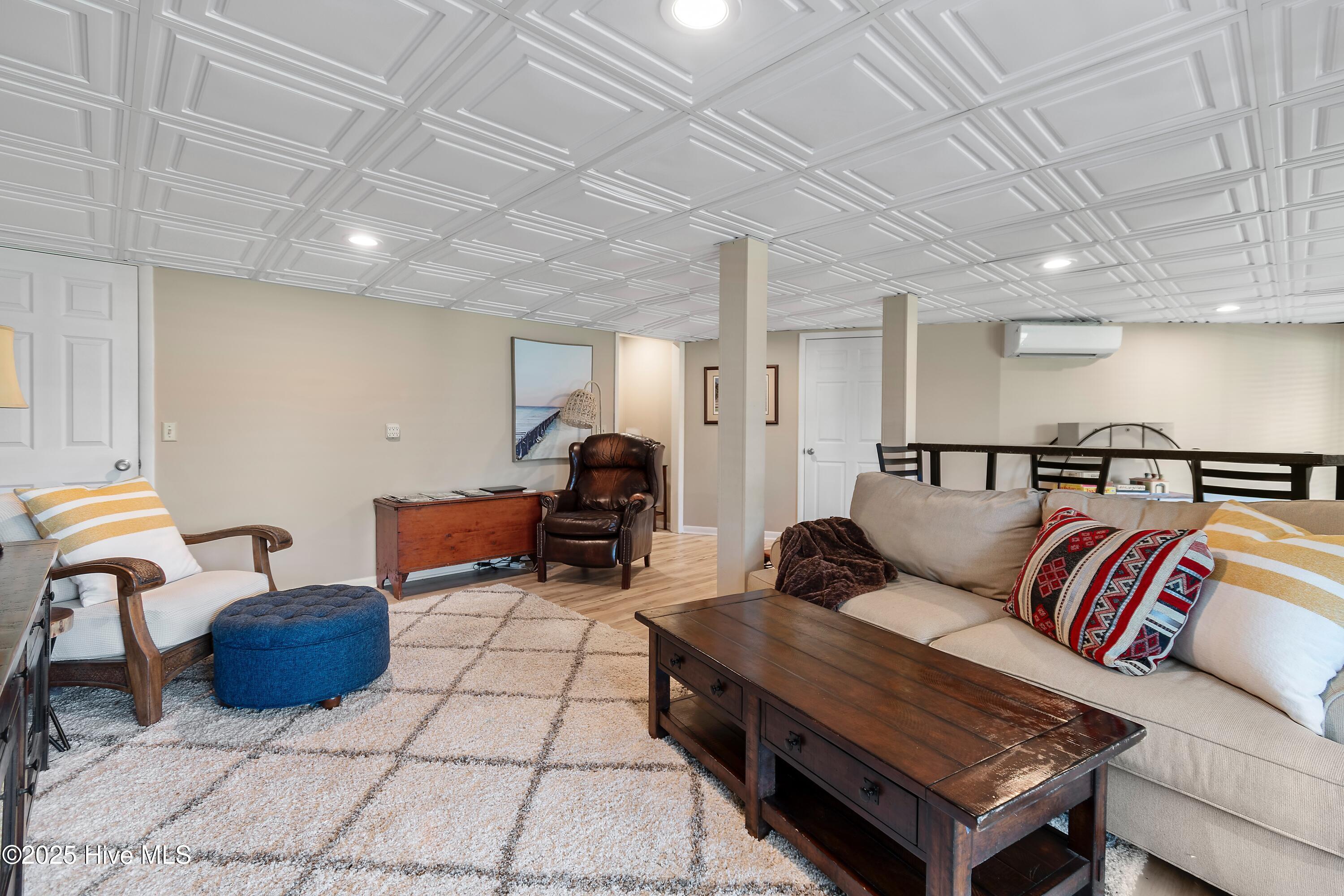 188 Edgewater Circle