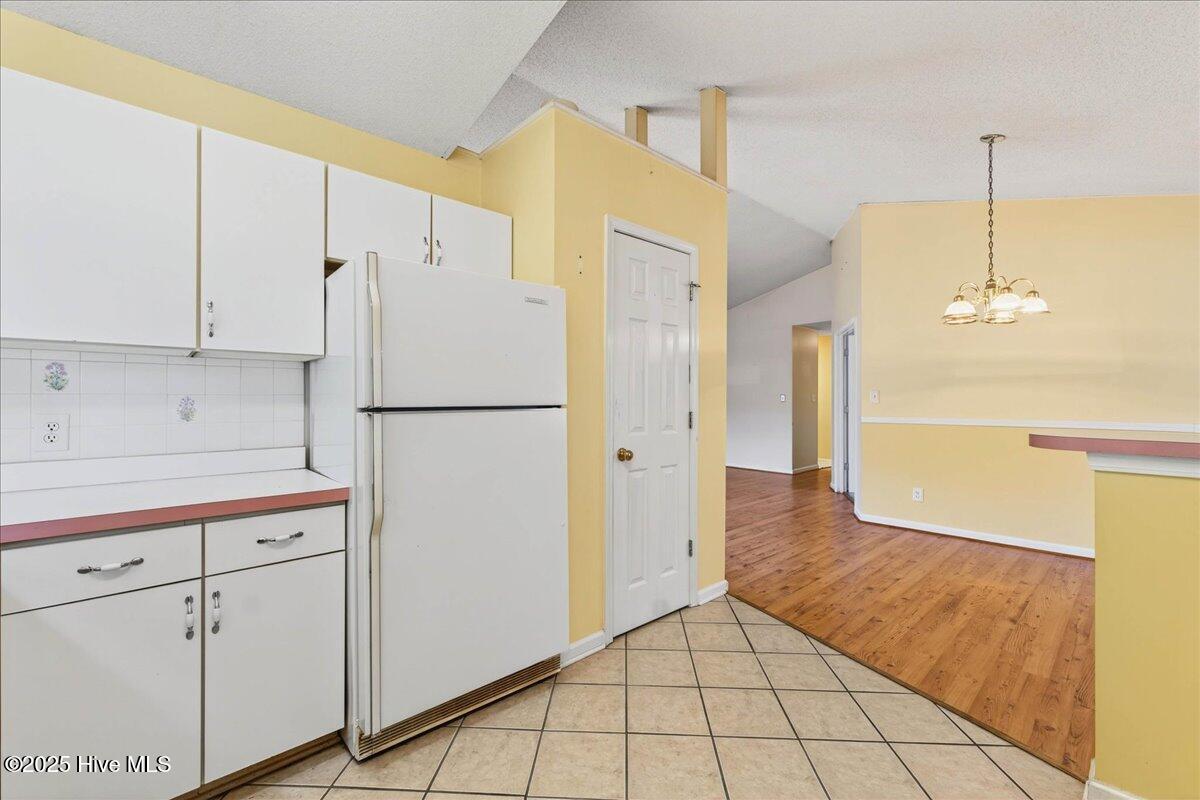 434 Deer Path