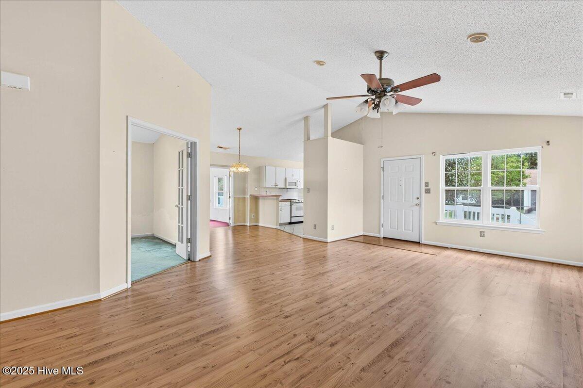 434 Deer Path