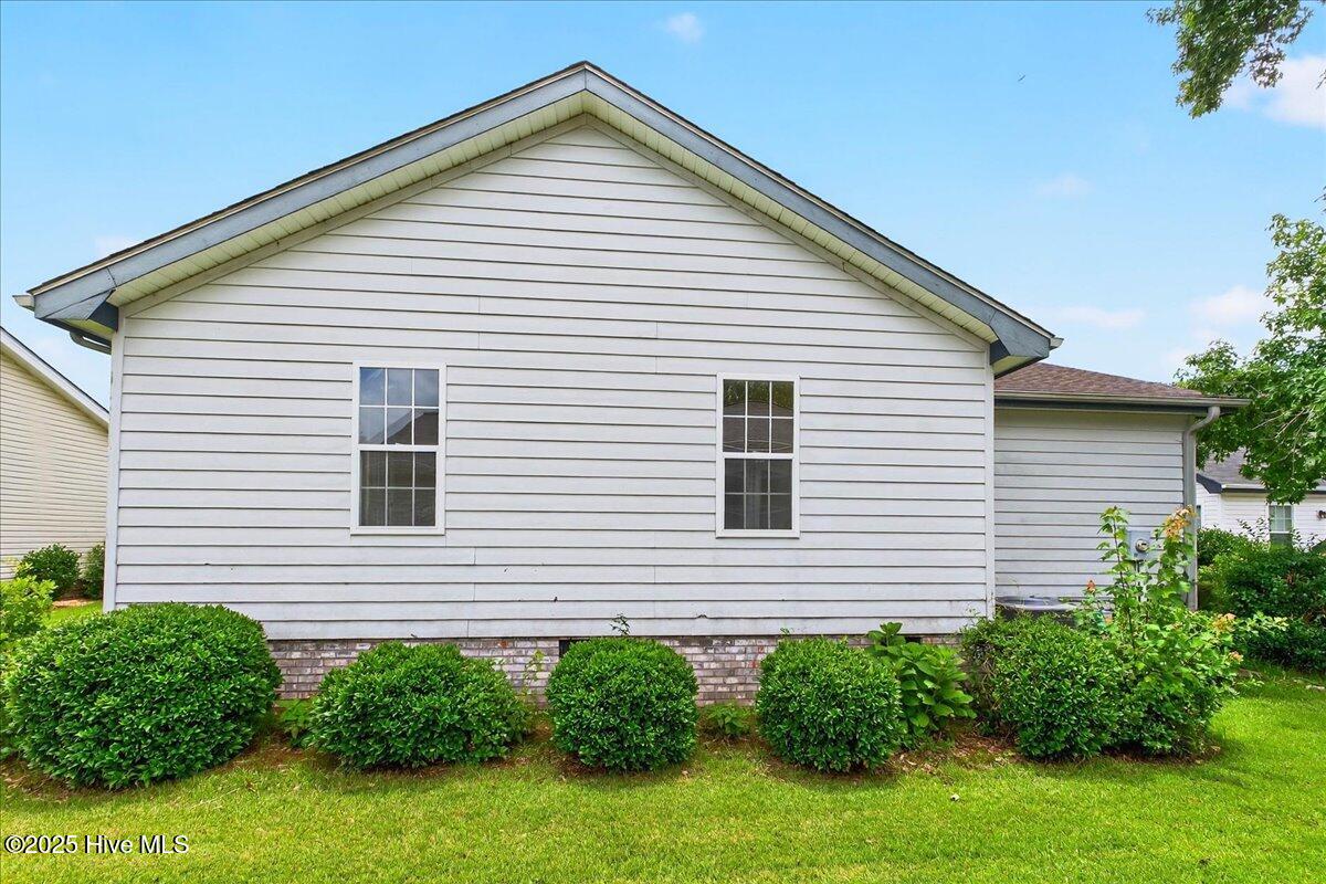 434 Deer Path
