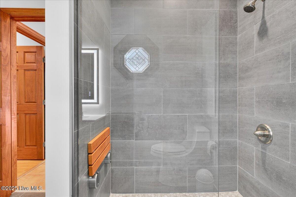 1021 Captain Adkins Drive SE