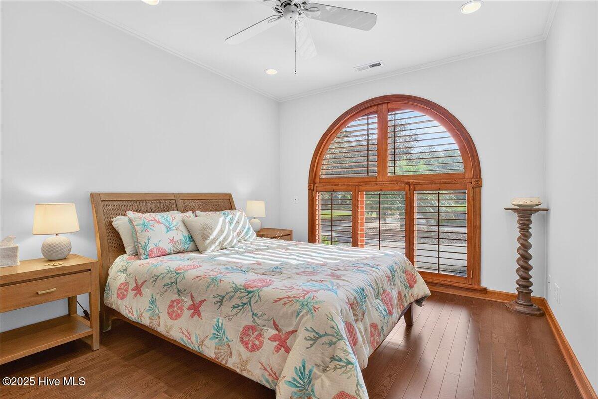 1021 Captain Adkins Drive SE