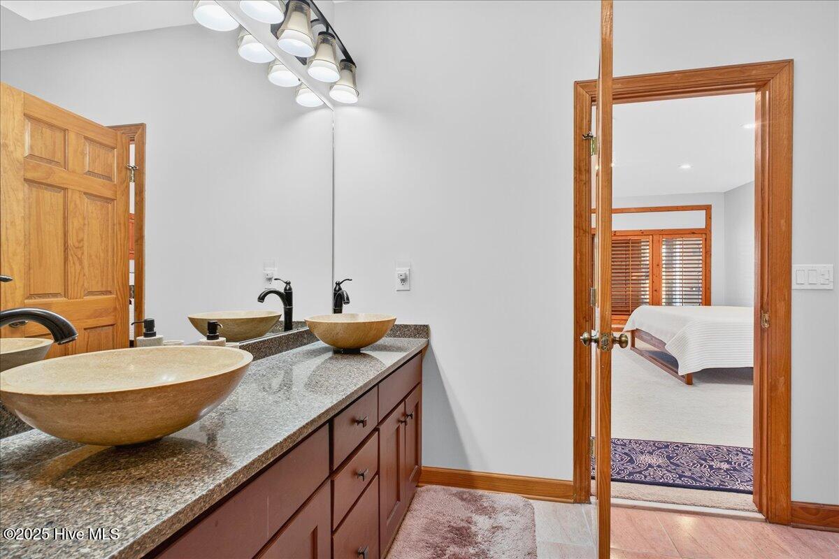 1021 Captain Adkins Drive SE