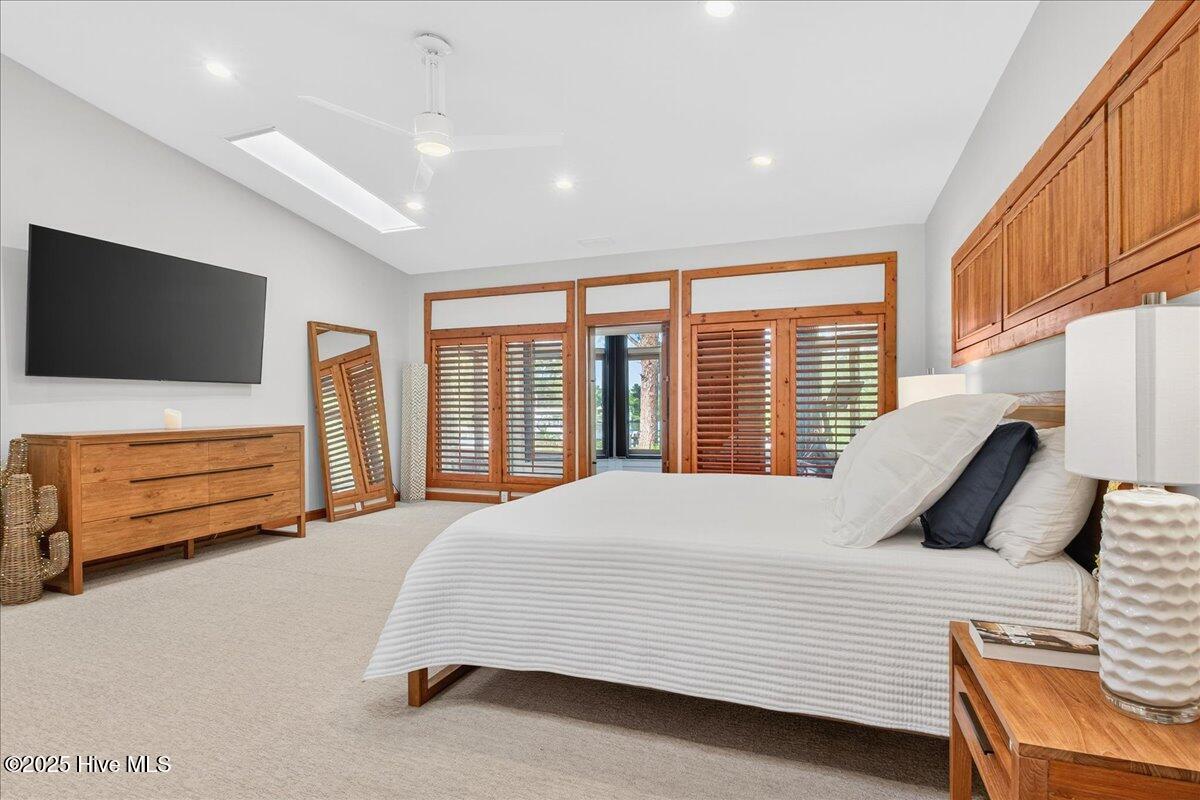 1021 Captain Adkins Drive SE