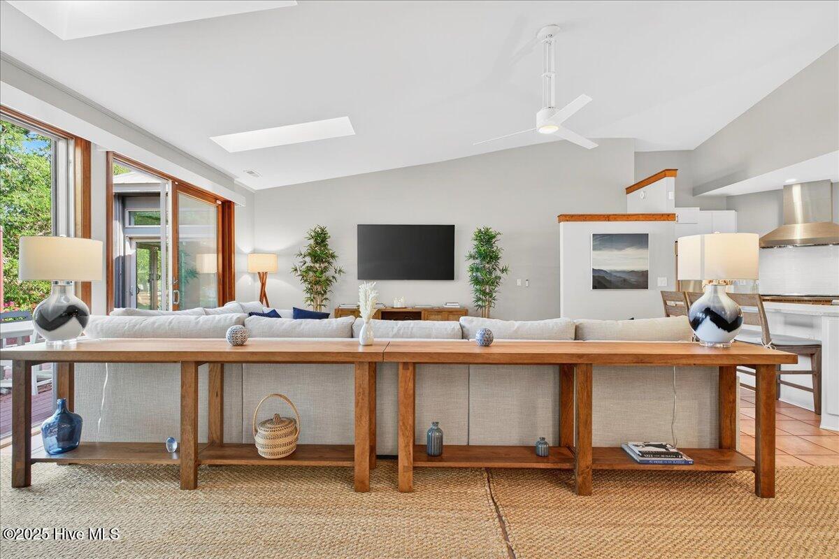 1021 Captain Adkins Drive SE