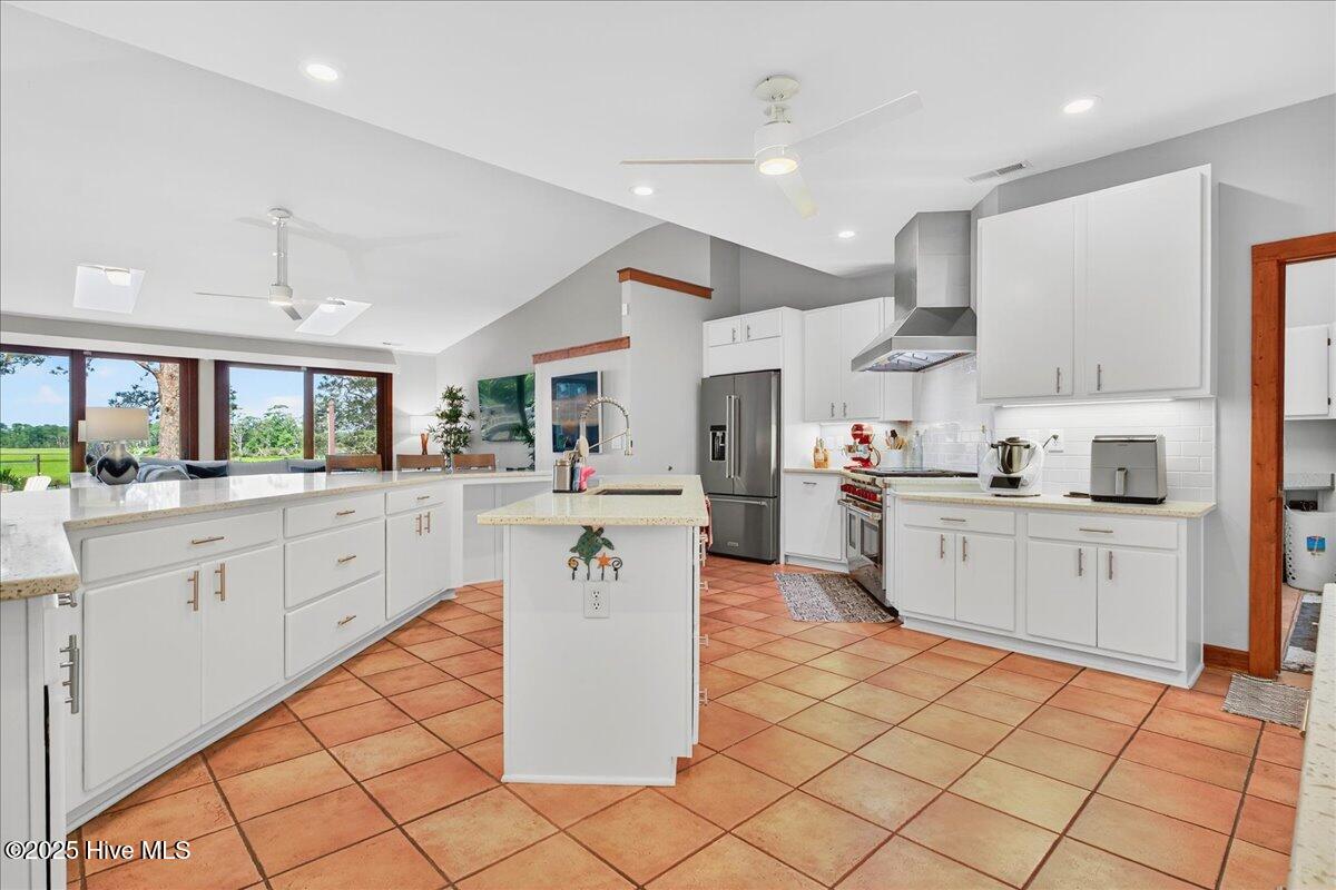 1021 Captain Adkins Drive SE