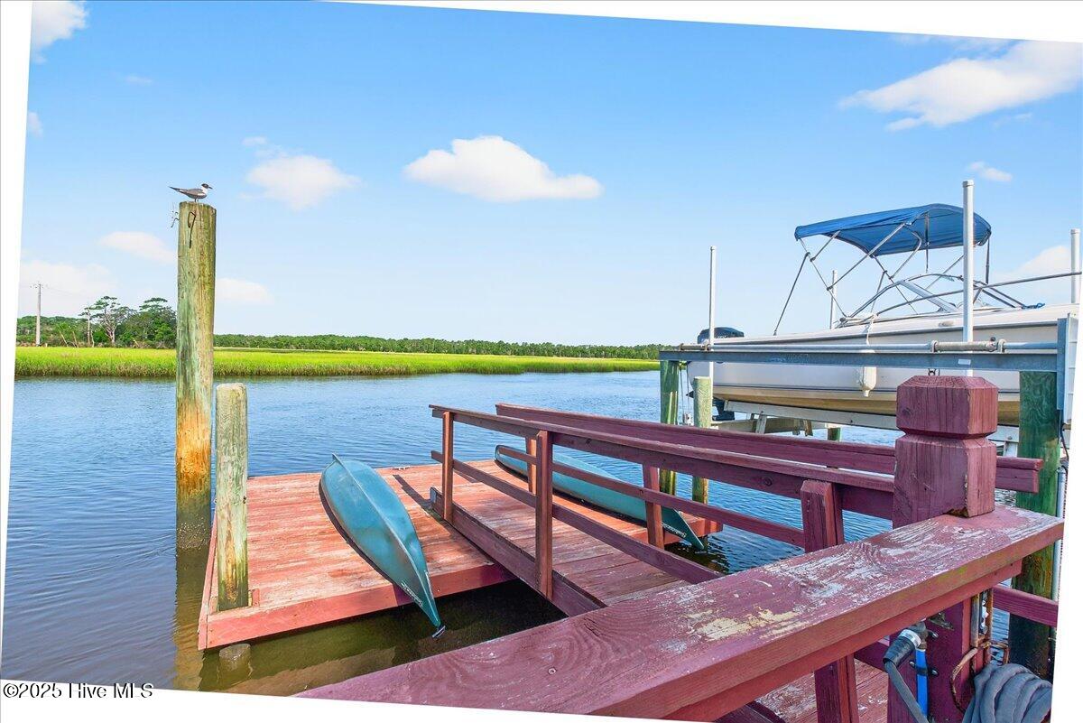 1021 Captain Adkins Drive SE