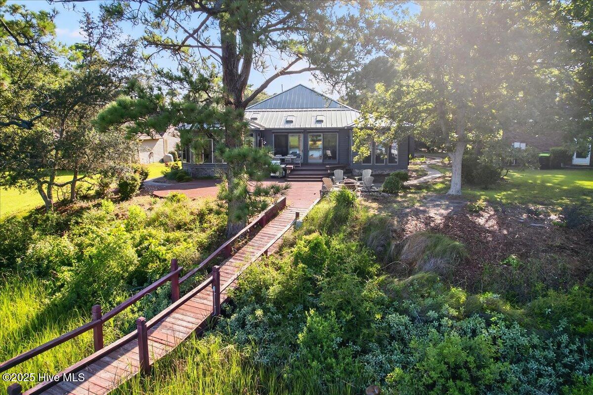 1021 Captain Adkins Drive SE