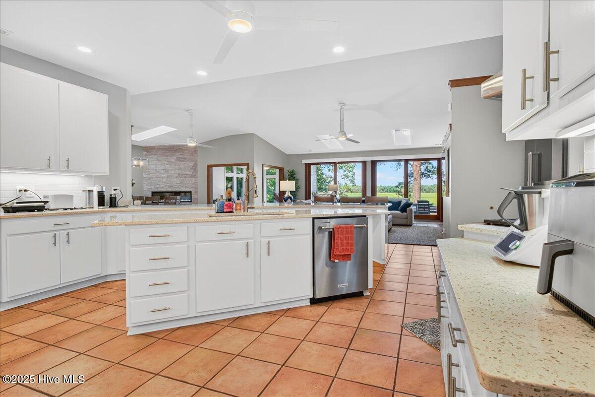 1021 Captain Adkins Drive SE