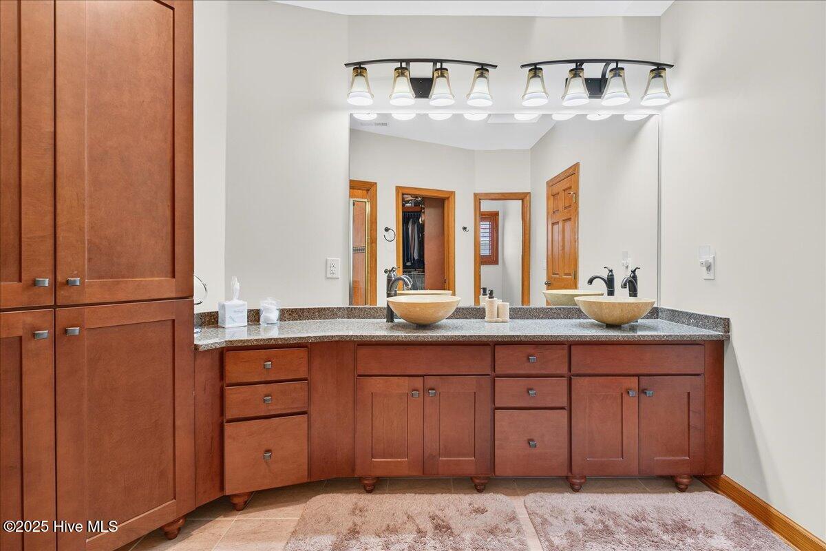 1021 Captain Adkins Drive SE