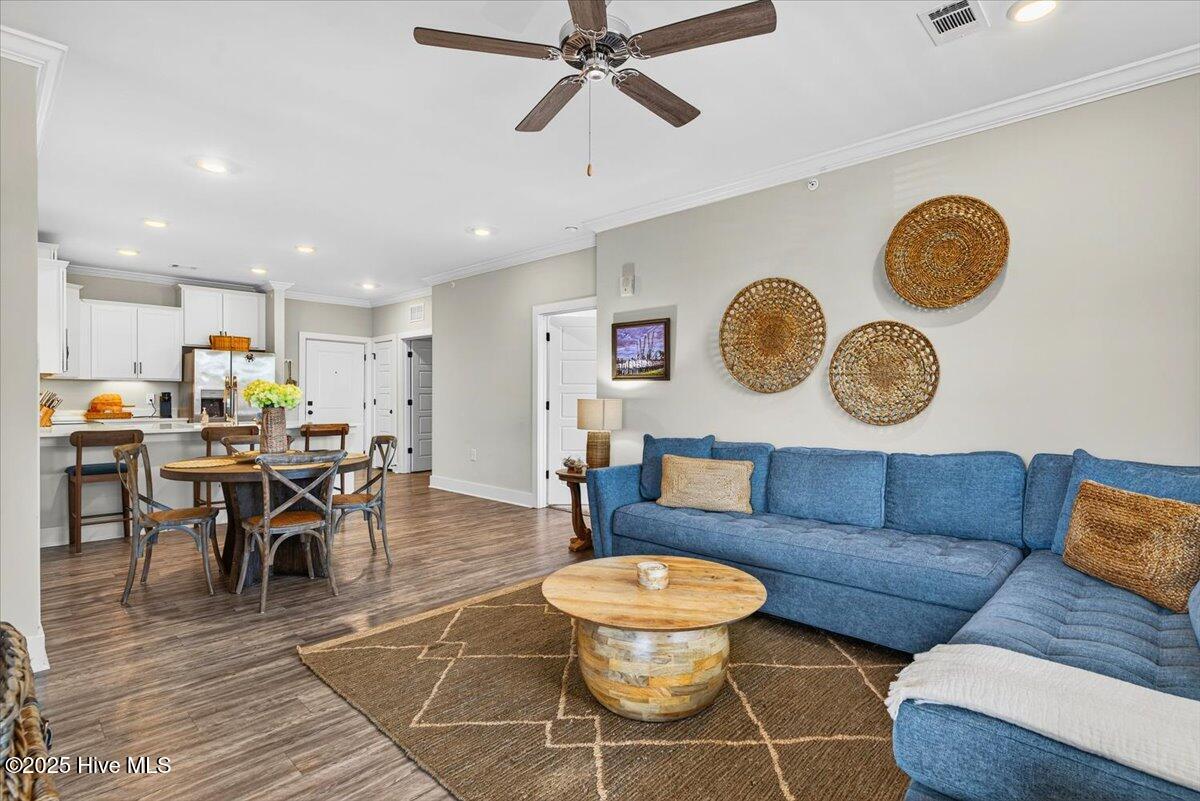 395 S Crow Creek NW 1623
