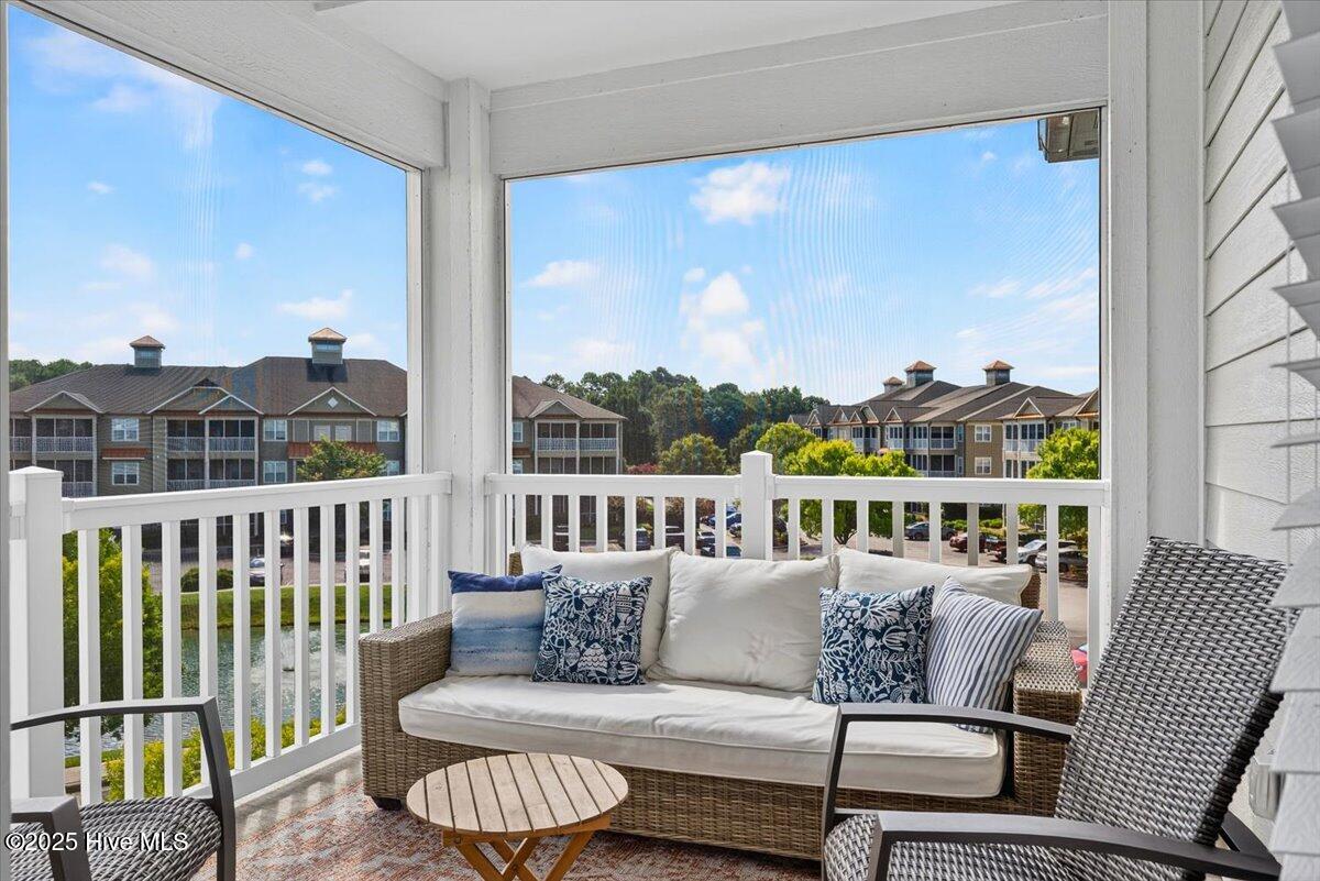 395 S Crow Creek NW 1623