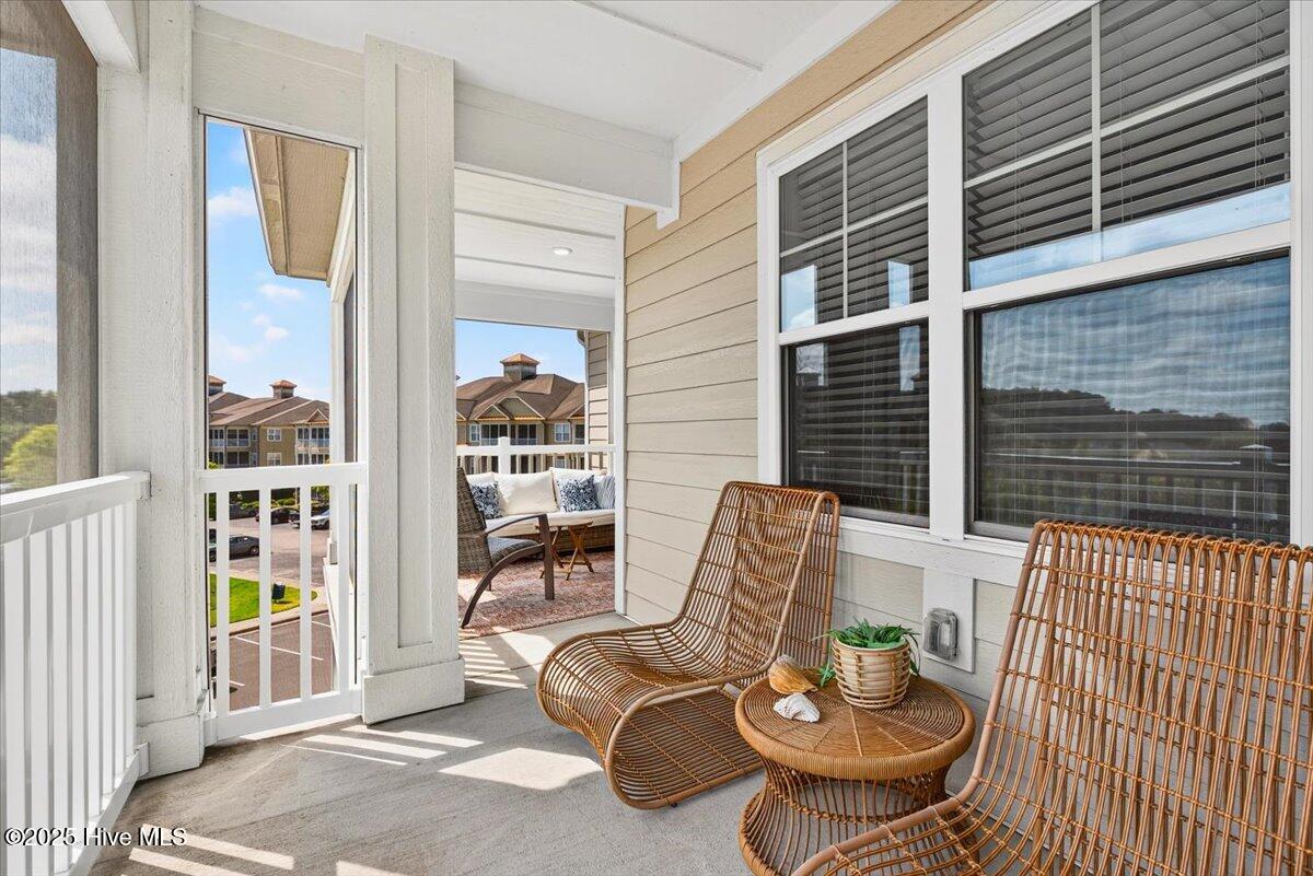 395 S Crow Creek NW 1623