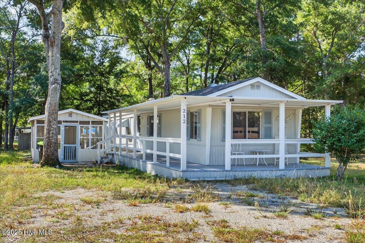 212 Dogwood Drive