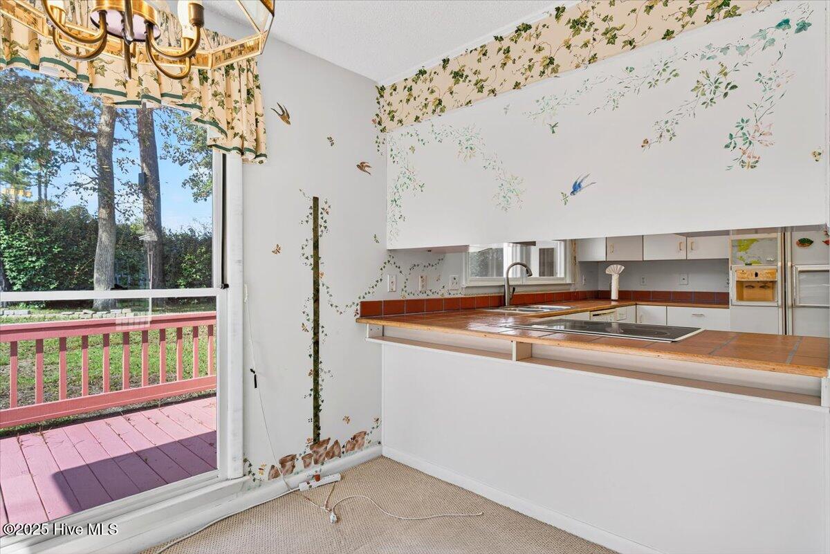 1761 Oakbrook Drive SW