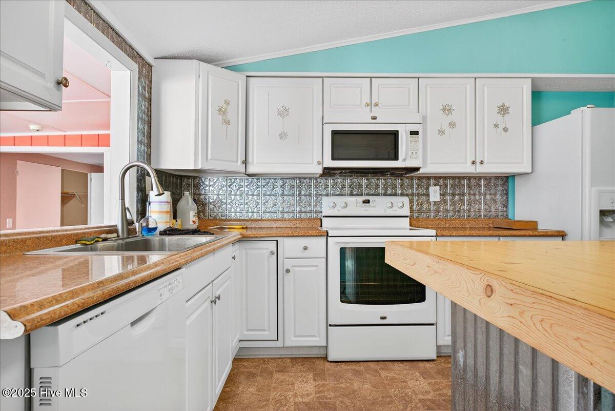 105 Live Oak Drive