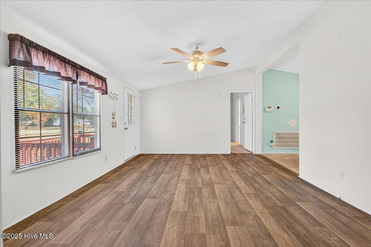 105 Live Oak Drive