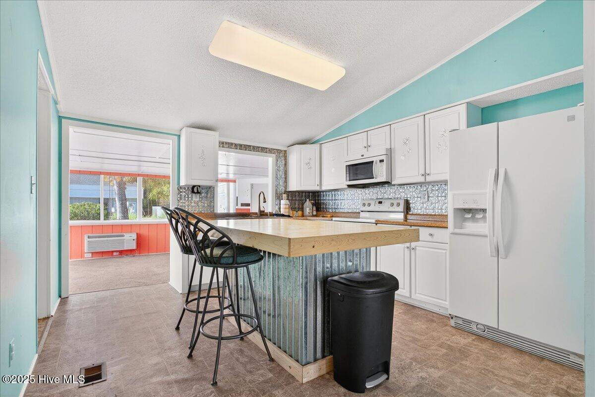 105 Live Oak Drive