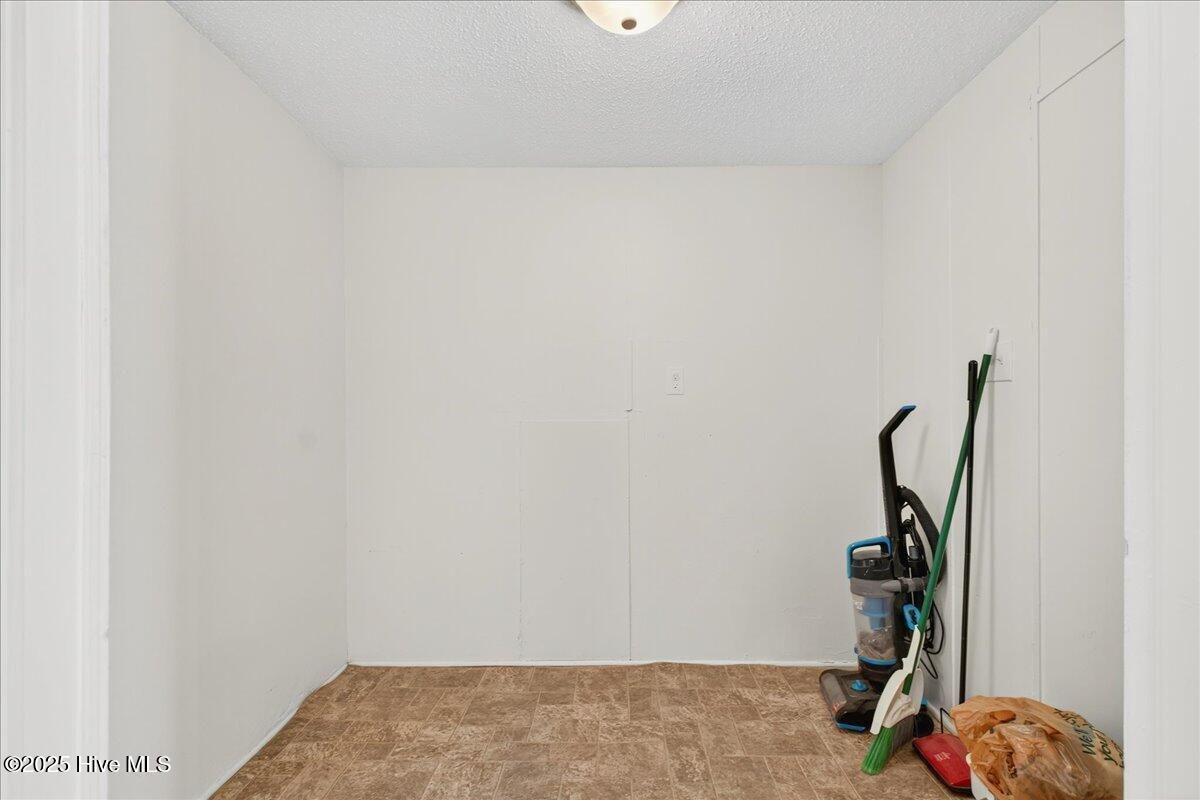 105 Live Oak Drive