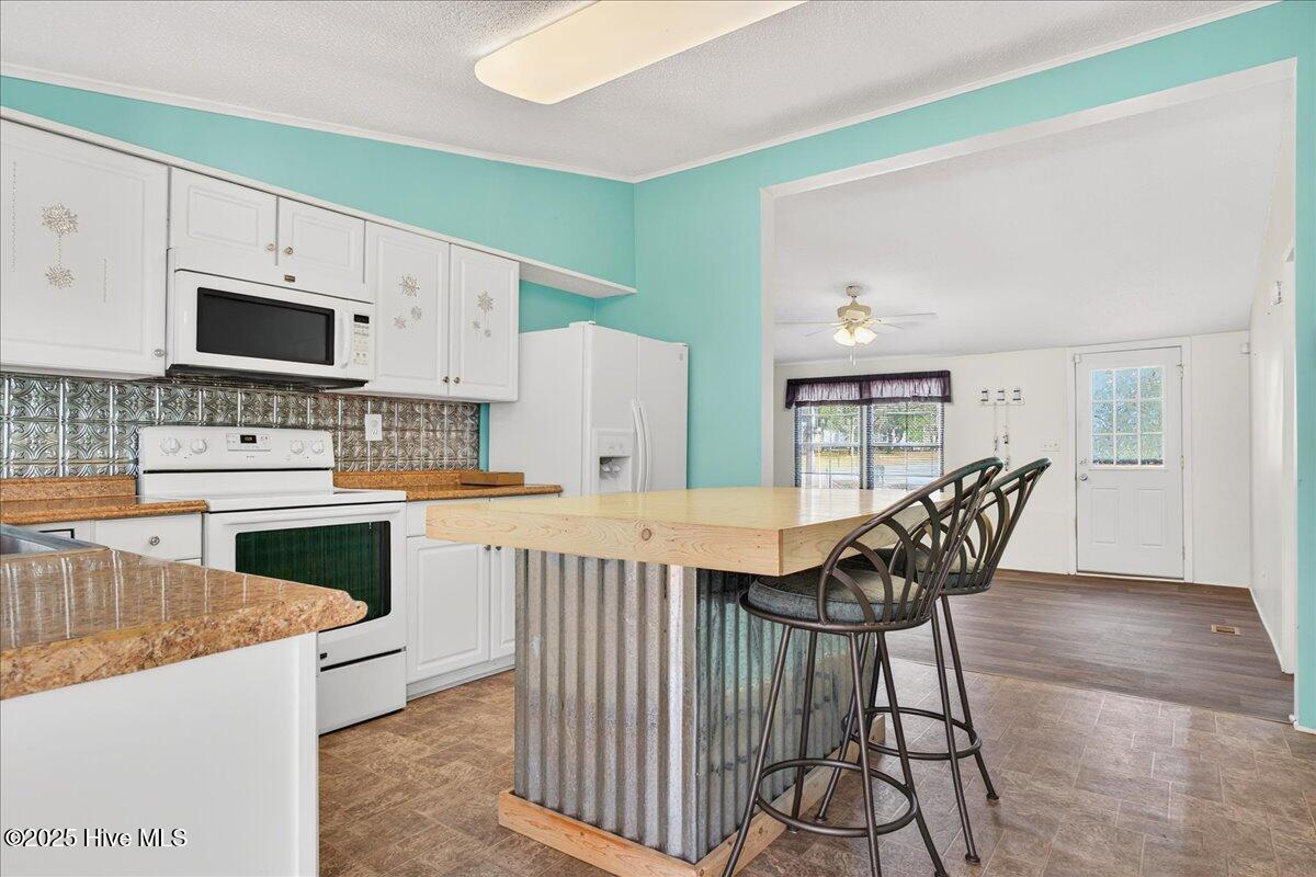 105 Live Oak Drive