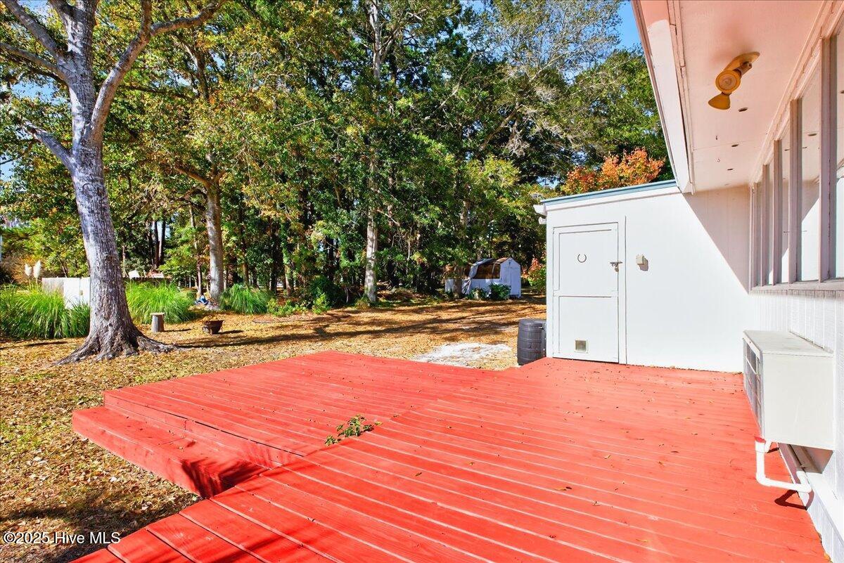 105 Live Oak Drive