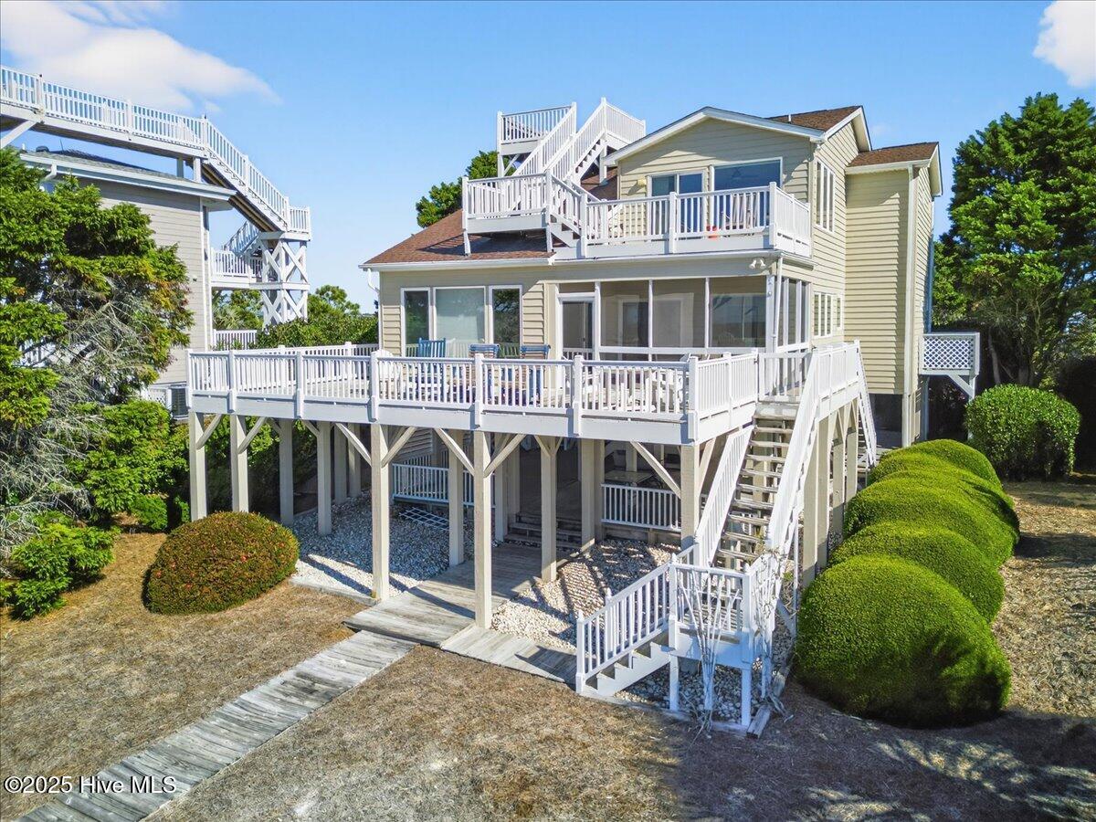320 40th Street