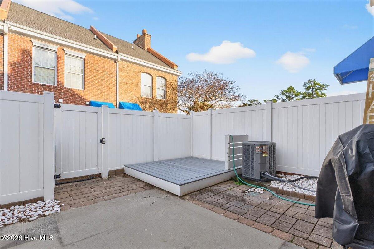 7640 Front Street Unit 2