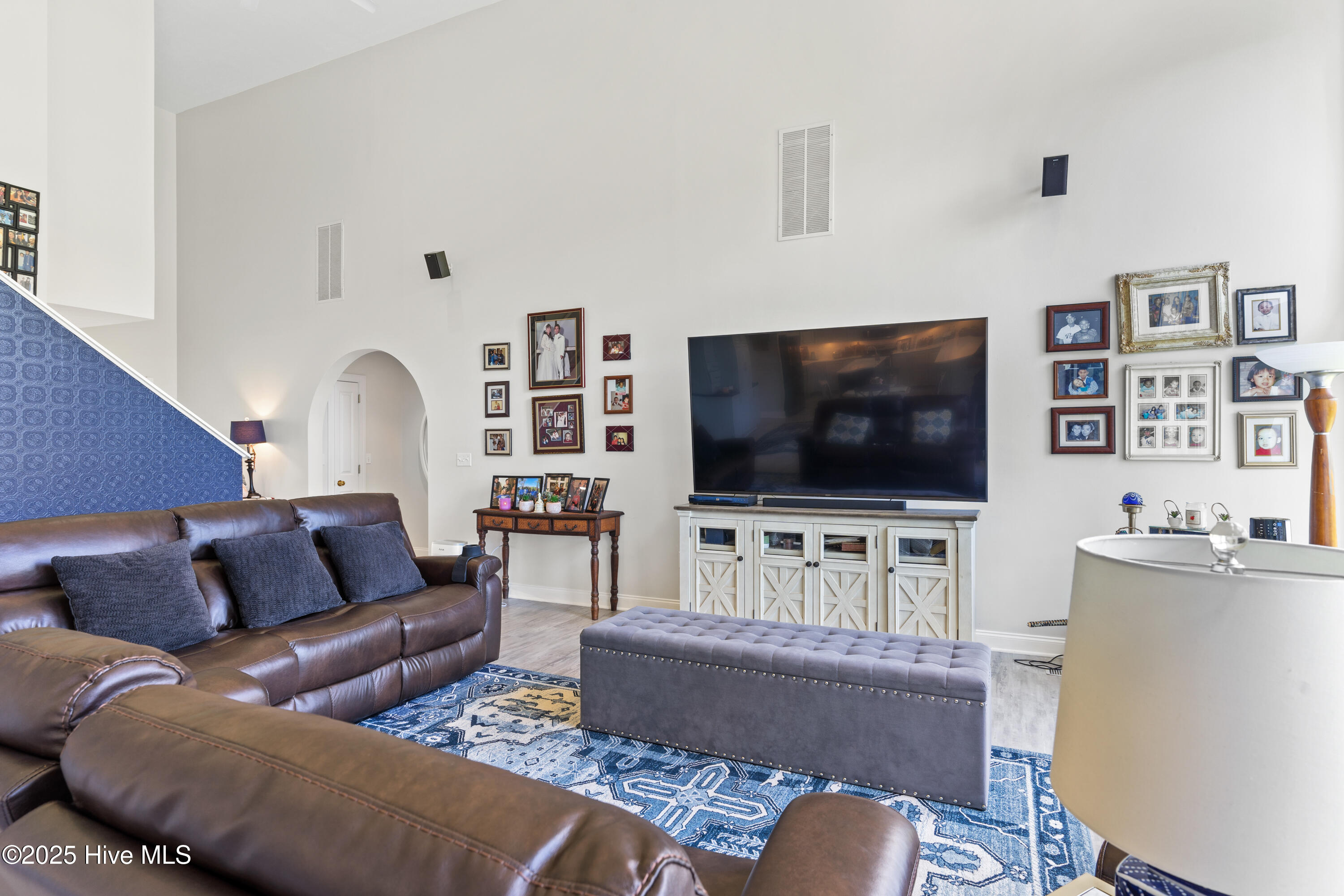 512 Medcalf Drive SW