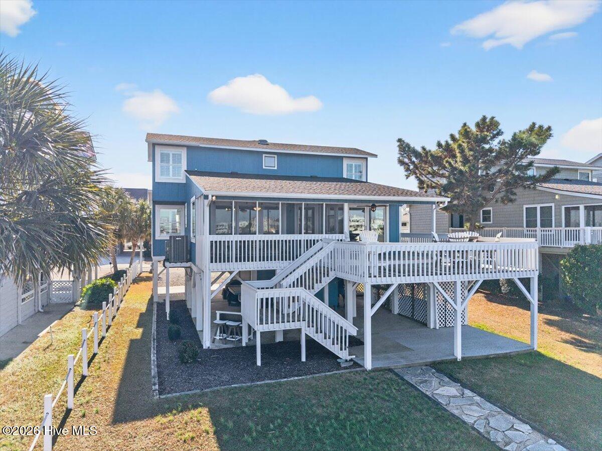 1701 Canal Drive
