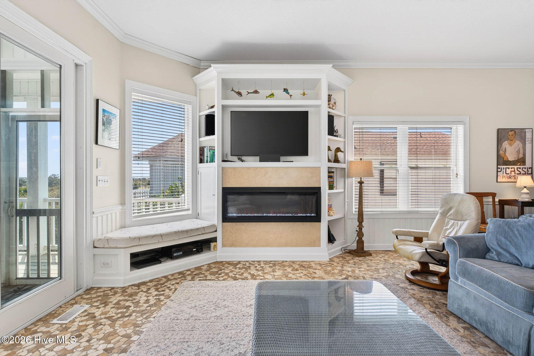 607 W Main Street # A&B