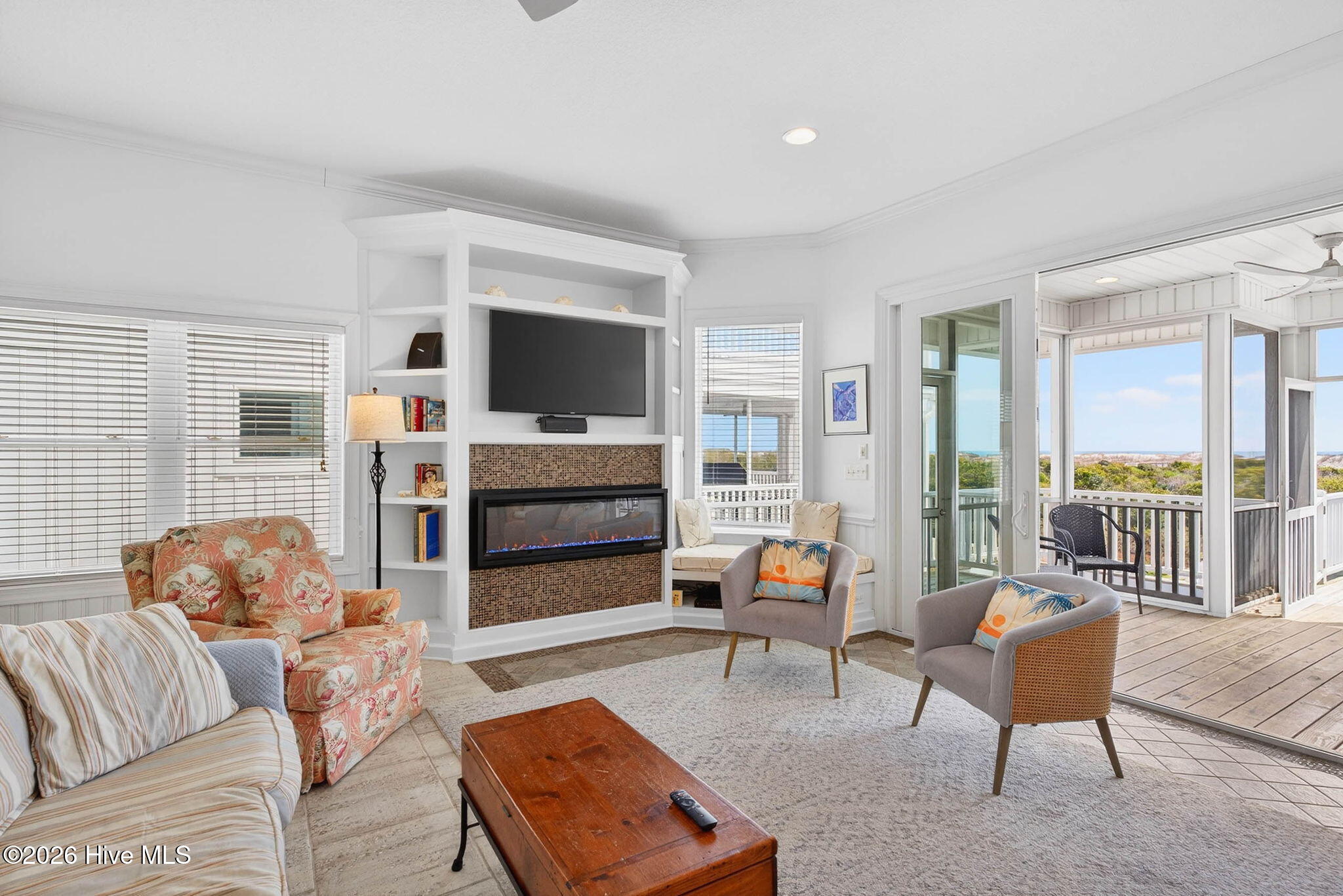 607 W Main Street # A&B