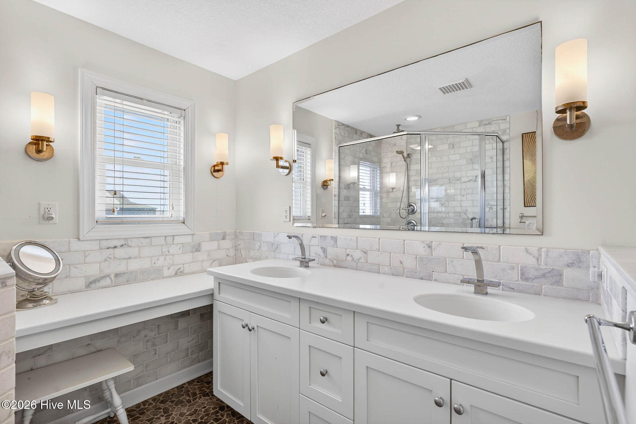 607 W Main Street # A&B