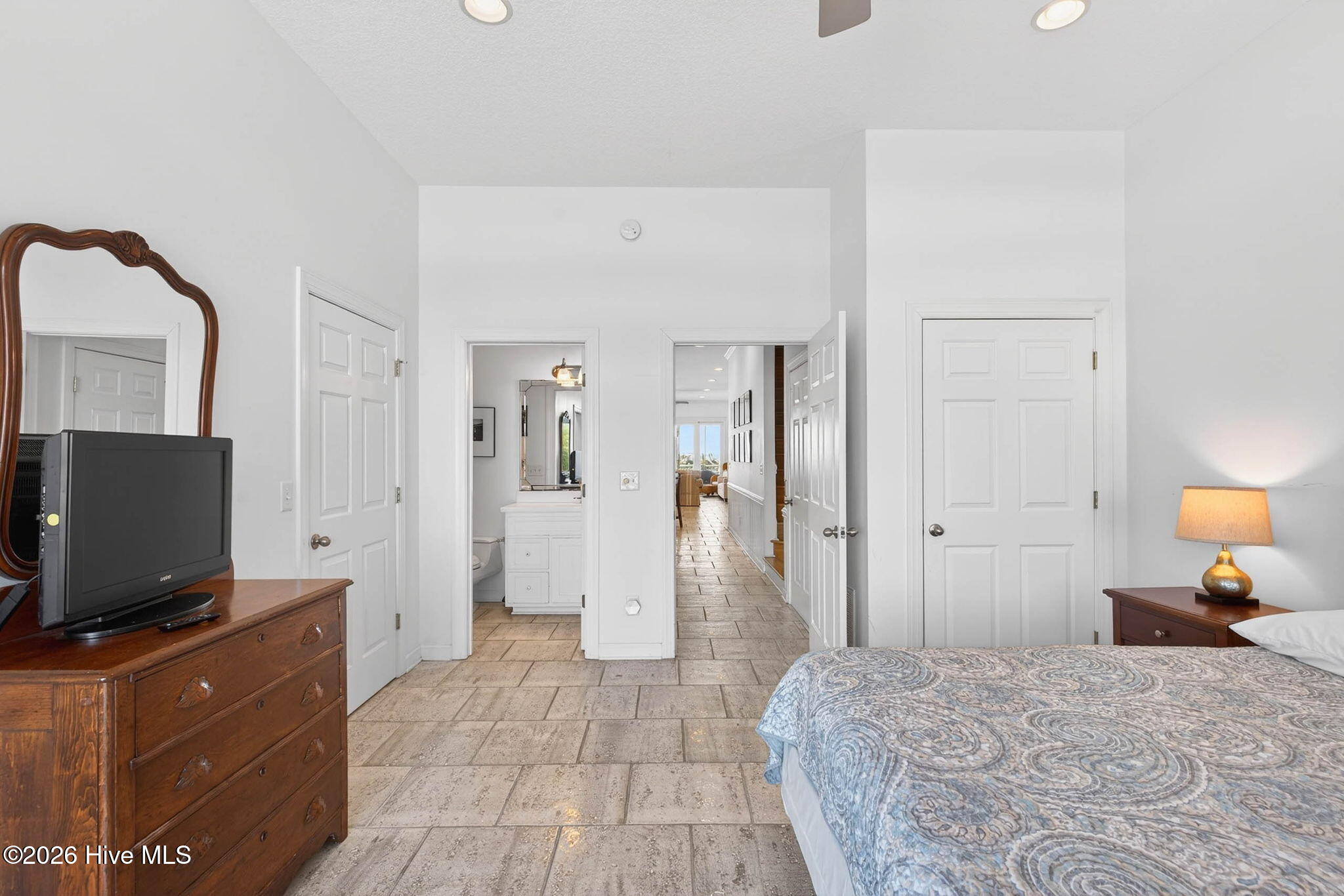 607 W Main Street # A&B