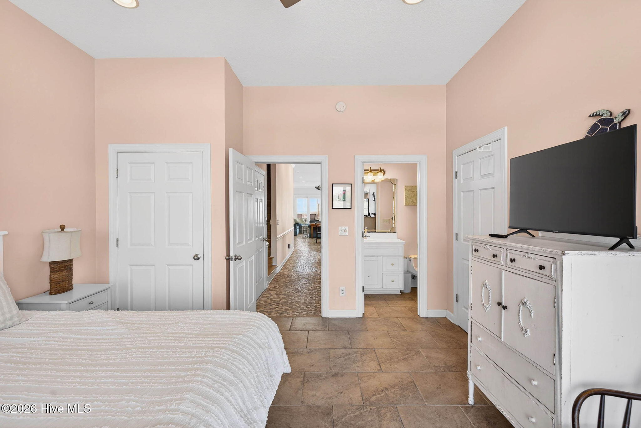 607 W Main Street # A&B