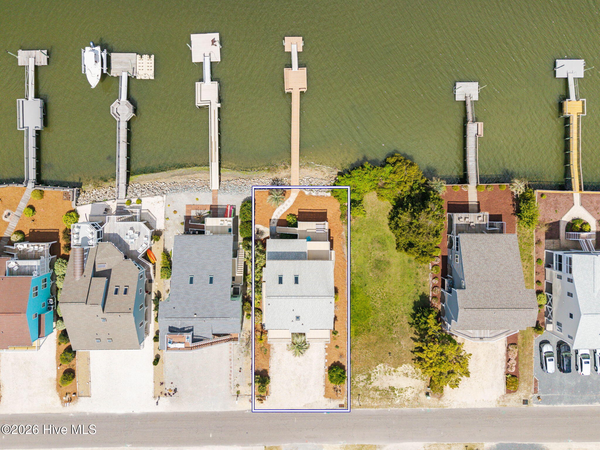 1511 Canal Drive