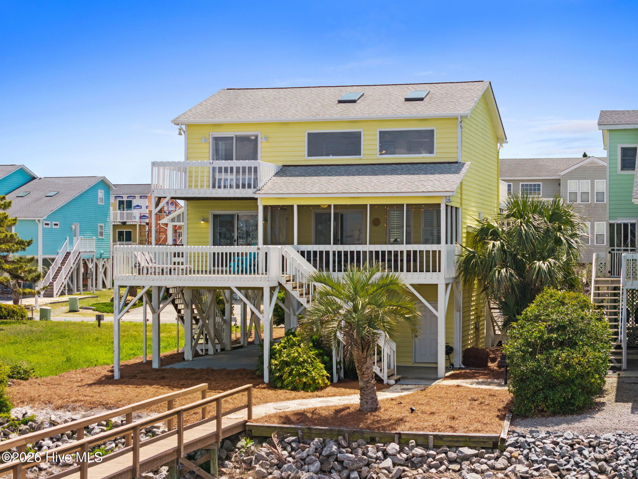 1511 Canal Drive
